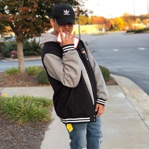 Meet your Posher, Jonathan